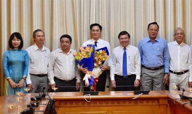 UBND TP.HCM bổ nhiệm giám đốc Sở Kế hoạch Đầu tư và Giao thông Vận tải UBND TP.HCM bo nhiem giam doc So Ke hoach Dau tu va Giao thong Van tai