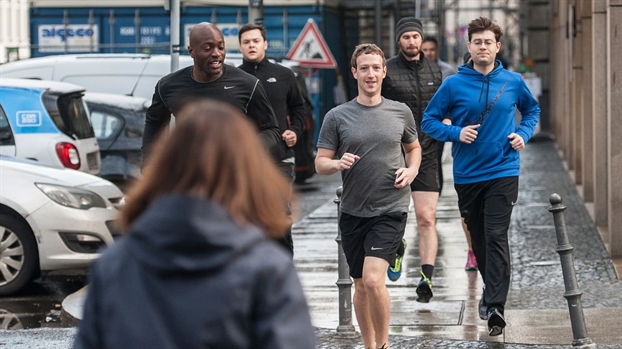 Facebook chi bao nhiêu tiền để đảm bảo an toàn cho Mark Zuckerberg? Facebook chi bao nhieu tien de dam bao an toan cho Mark Zuckerberg?