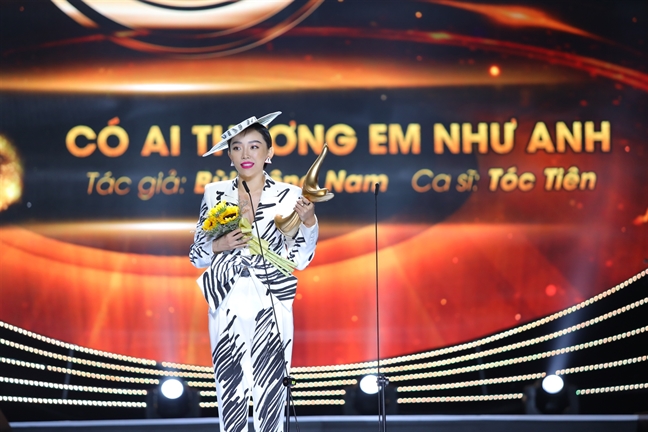 Cống hiến 2019: Hà Anh Tuấn giành cú đúp Cong hien 2019: Ha Anh Tuan gianh cu dup