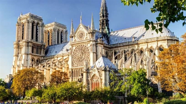 Chiêm ngưỡng tuyệt tác 850 tuổi của Nhà thờ Đức Bà Paris Chiem nguong tuyet tac 850 tuoi cua Nha tho Duc Ba Paris