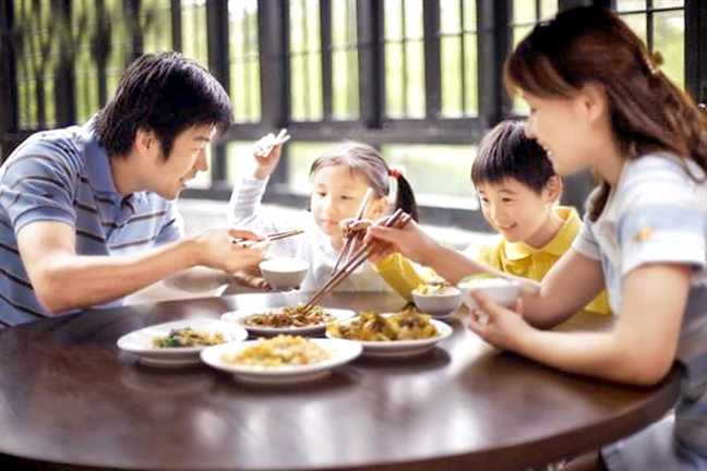 Tiếc ngày nào 'chồng chan vợ húp' Tiec ngay nao 'chong chan vo hup'
