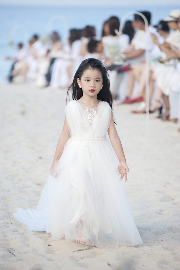 'Công nghệ sao nhí' Việt: Tiền và những áp lực 'Cong nghe sao nhi' Viet: Tien va nhung ap luc