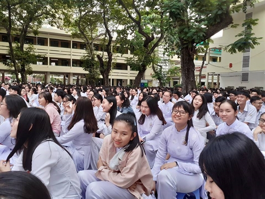 Bạo lực tiếp nối bạo lực Bao luc tiep noi bao luc
