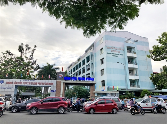 Sai phạm kéo dài tại Bệnh viện Trưng Vương - Bài 1: 'Lệch' tiền tỷ từ thực thu của bệnh nhân và chứng từ Sai pham keo dai tai Benh vien Trung Vuong - Bai 1: 'Lech' tien ty tu thuc thu cua benh nhan va chung tu