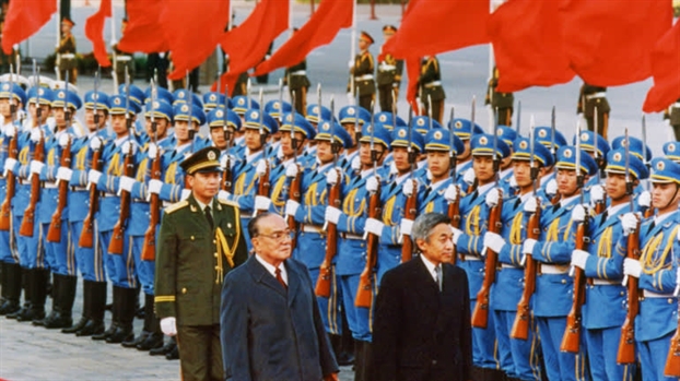 Hoàng đế Akihito và những nỗ lực đưa hoàng gia Nhật Bản đến với người dân, thế giới Hoang de Akihito va nhung no luc dua hoang gia Nhat Ban den voi nguoi dan, the gioi