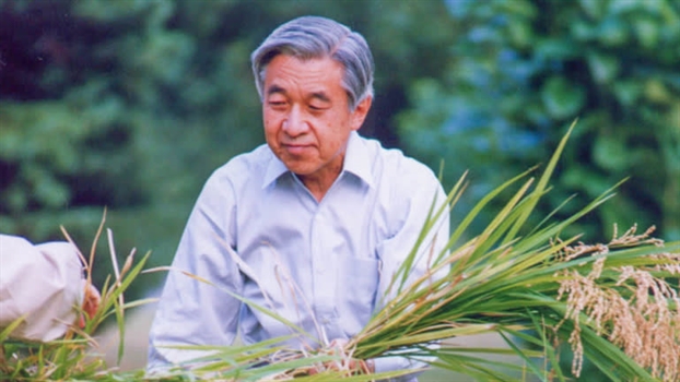 Hoàng đế Akihito và những nỗ lực đưa hoàng gia Nhật Bản đến với người dân, thế giới Hoang de Akihito va nhung no luc dua hoang gia Nhat Ban den voi nguoi dan, the gioi