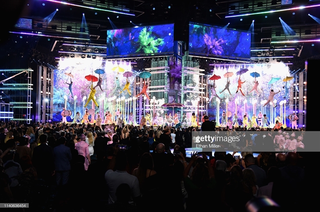 Giải thưởng Billboard 2019: BTS giành cú đúp ấn tượng Giai thuong Billboard 2019: BTS gianh cu dup an tuong