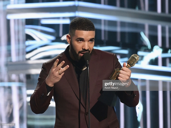 Giải thưởng Billboard 2019: BTS giành cú đúp ấn tượng Giai thuong Billboard 2019: BTS gianh cu dup an tuong