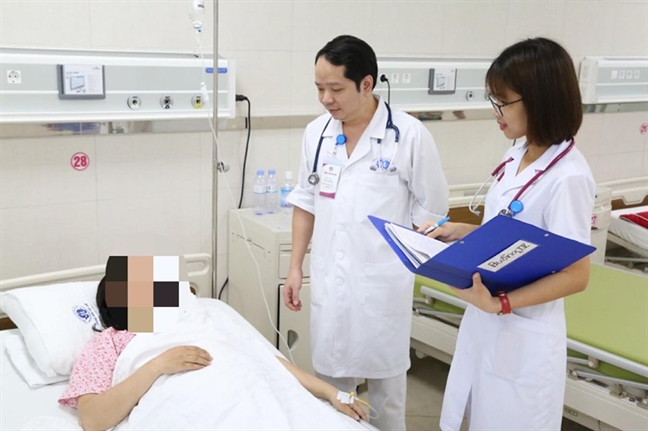 Thai phụ co giật, ngưng thở trên bàn mổ sinh Thai phu co giat, ngung tho tren ban mo sinh