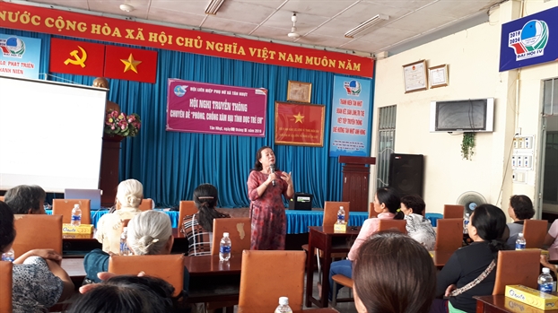 Xin lỗi, cô/ chú/ anh/ chị làm cháu sợ rồi Xin loi, co/ chu/ anh/ chi lam chau so roi
