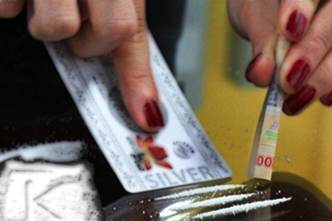 Là thuốc gây mê, vì sao Ketamine trở thành ma túy có giá đắt nhất thế giới? La thuoc gay me, vi sao Ketamine tro thanh ma tuy co gia dat nhat the gioi?