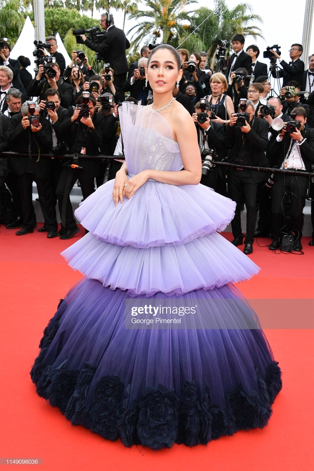 Rực rỡ sắc màu thảm đỏ khai mạc 'LHP Cannes 2019' Ruc ro sac mau tham do khai mac 'LHP Cannes 2019'