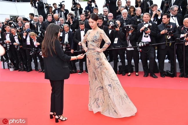 Hé lộ lý do nhiều sao vô danh Hoa ngữ xuất hiện ồ ạt tại LHP Cannes 2019 He lo ly do nhieu sao vo danh Hoa ngu xuat hien o at tai LHP Cannes 2019