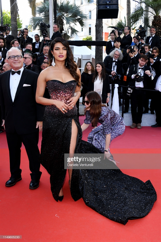 Những bộ cánh quá khổ, cầu kỳ tại Cannes 2019: Chiêu của dàn sao gốc Á Nhung bo canh qua kho, cau ky tai Cannes 2019: Chieu cua dan sao goc A