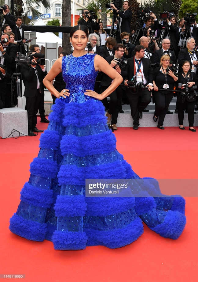 Những bộ cánh quá khổ, cầu kỳ tại Cannes 2019: Chiêu của dàn sao gốc Á Nhung bo canh qua kho, cau ky tai Cannes 2019: Chieu cua dan sao goc A
