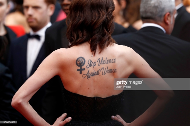 Thảm đỏ Cannes 2019 ngày thứ 6: Cầu hôn, đùa với... vòng ba Tham do Cannes 2019 ngay thu 6: Cau hon, dua voi... vong ba