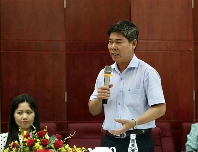 Thủ tục xây nhà cho công nhân quá nhiêu khê nên chẳng ai muốn làm Thu tuc xay nha cho cong nhan qua nhieu khe nen chang ai muon lam
