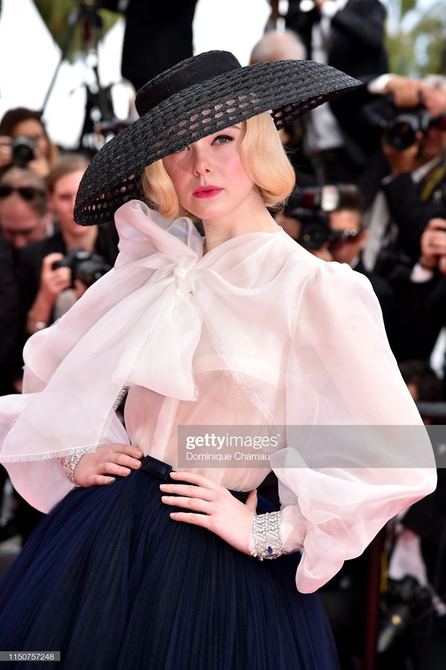 10 trang phục có thể mặc hàng ngày tại Cannes 2019 10 trang phuc co the mac hang ngay tai Cannes 2019