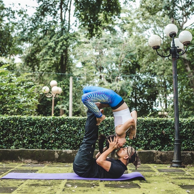 Đôi vợ chồng bỏ phố về quê tìm bình yên Doi vo chong bo pho ve que tim binh yen