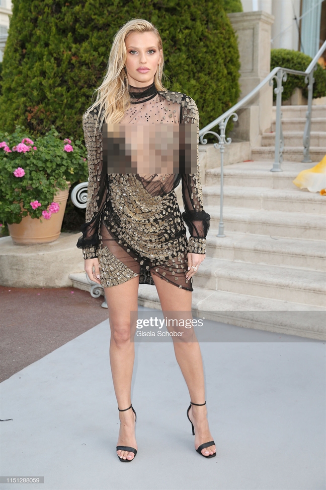 Tiệc từ thiện Cannes 2019: Ranh giới giữa gợi cảm và phản cảm Tiec tu thien Cannes 2019: Ranh gioi giua goi cam va phan cam