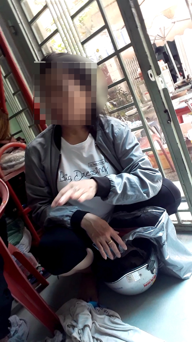 Hàng trăm cụ già trong chuyến du lịch '0 đồng' là những người được chọn? Hang tram cu gia trong chuyen du lich '0 dong' la nhung nguoi duoc chon?
