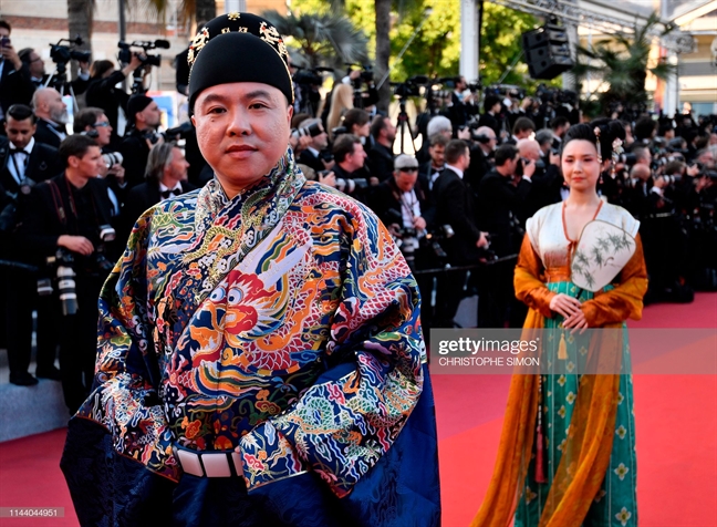 Thảm đỏ Cannes 2019: Chỉ dài 60m nhưng chứa đủ sự bát nháo của ngành giải trí Tham do Cannes 2019: Chi dai 60m nhung chua du su bat nhao cua nganh giai tri