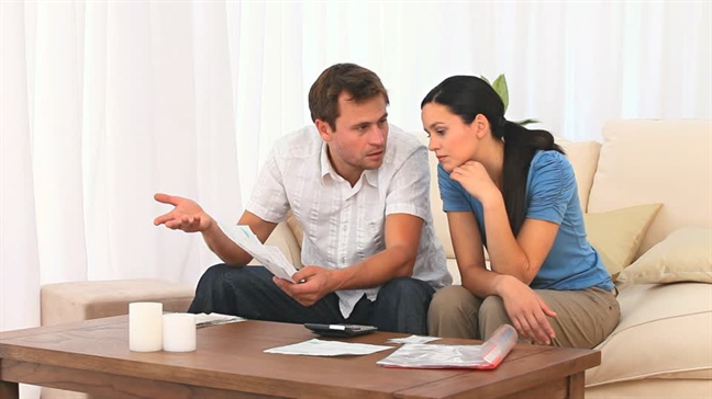 Chồng có quỹ đen thì tôi cũng phải 'thủ' Chong co quy den thi toi cung phai 'thu'