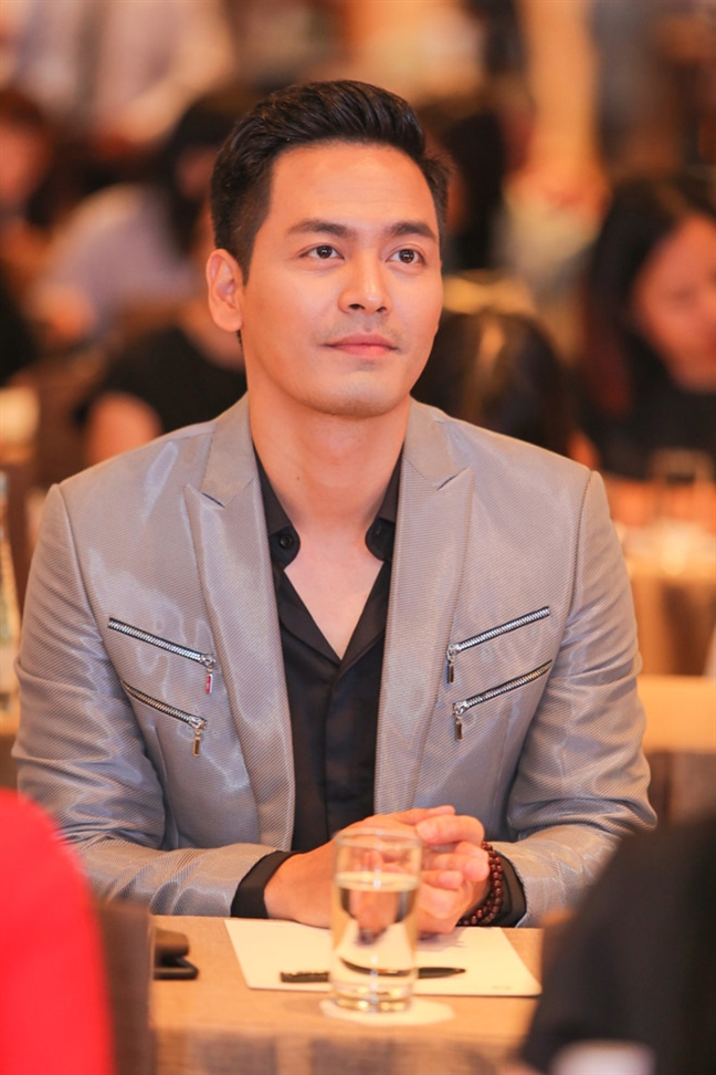 Thấy gì từ chuyện nghìn like, nghìn bình luận cho thiết kế ‘Bàn thờ’? Thay gi tu chuyen nghin like, nghin binh luan cho thiet ke ‘Ban tho’?