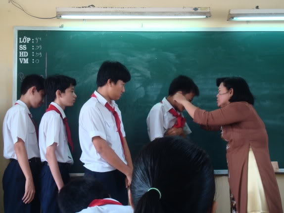 Bộ trưởng Phùng Xuân Nhạ 'trần tình' về những yếu kém của ngành giáo dục Bo truong Phung Xuan Nha 'tran tinh' ve nhung yeu kem cua nganh giao duc