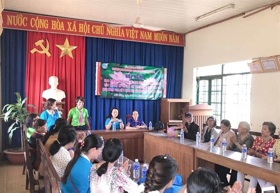 Về biên giới, đâu chỉ có tình yêu thương… Ve bien gioi, dau chi co tinh yeu thuong…