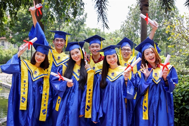 Đại học Nguyễn Tất Thành - Dấu ấn 20 năm Dai hoc Nguyen Tat Thanh - Dau an 20 nam