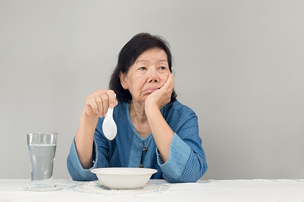 Con dâu 'dám' phản ứng lối sống của cha mẹ chồng Con dau 'dam' phan ung loi song cua cha me chong