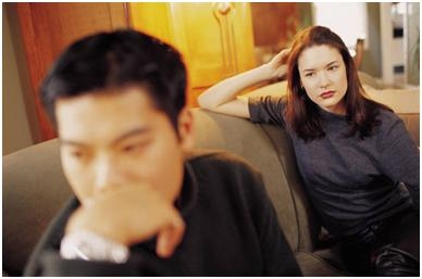 Con dâu 'dám' phản ứng lối sống của cha mẹ chồng Con dau 'dam' phan ung loi song cua cha me chong