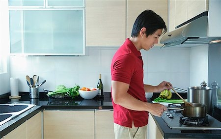 Chồng thứ hai nói với tôi 'em chỉ việc đẹp, thế giới đã có anh lo' Chong thu hai noi voi toi 'em chi viec dep, the gioi da co anh lo'