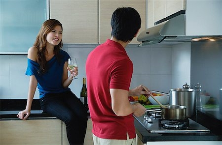 Chồng thứ hai nói với tôi 'em chỉ việc đẹp, thế giới đã có anh lo' Chong thu hai noi voi toi 'em chi viec dep, the gioi da co anh lo'