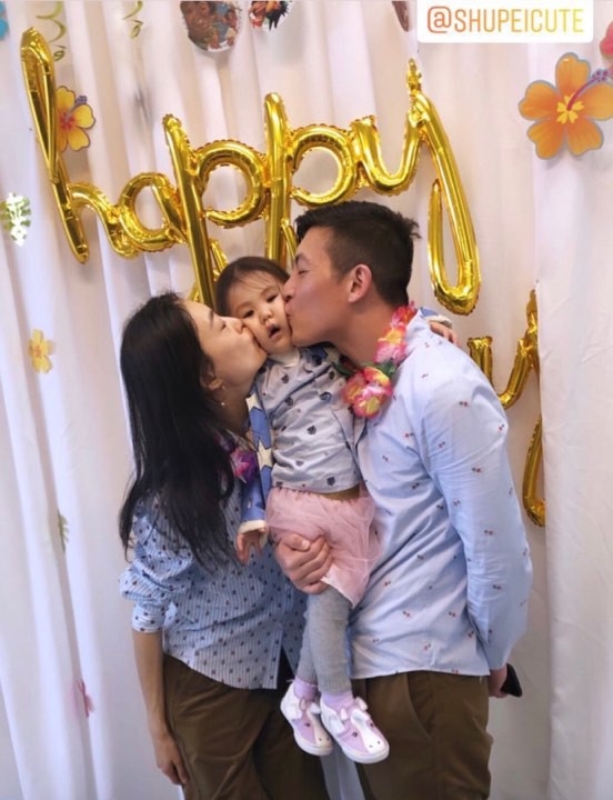 Những đứa trẻ ‘ngậm thìa vàng’ trong làng giải trí Hoa ngữ Nhung dua tre ‘ngam thia vang’ trong lang giai tri Hoa ngu
