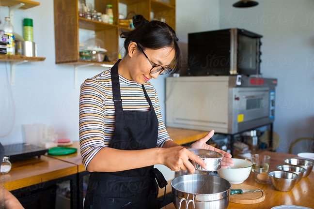 Không 'vác' chuyện ngoài đường về nhà Khong 'vac' chuyen ngoai duong ve nha