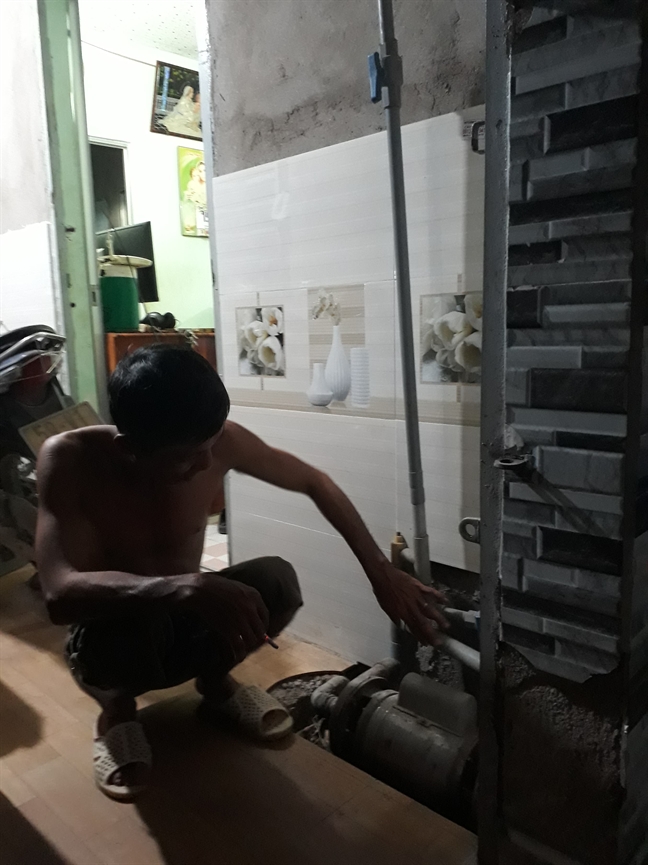 Hơn 500 người dân Sài Gòn nửa thế kỷ không có nước sạch Hon 500 nguoi dan Sai Gon nua the ky khong co nuoc sach