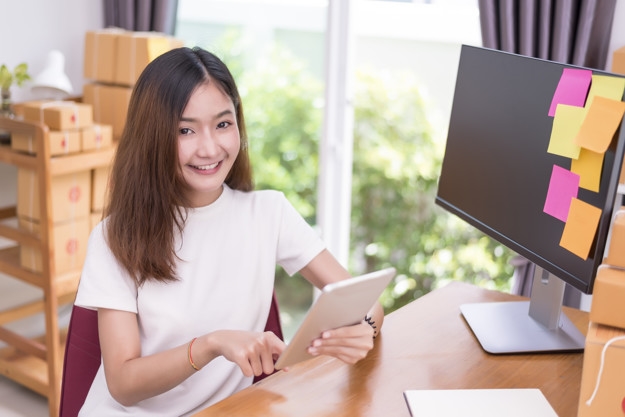 Không phải tôi ham tiền, tôi chỉ muốn con trải nghiệm Khong phai toi ham tien, toi chi muon con trai nghiem