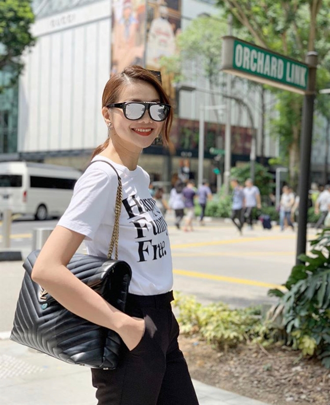 Thanh Hằng khoe gu thời trang ngày càng trẻ trung khó cưỡng Thanh Hang khoe gu thoi trang ngay cang tre trung kho cuong