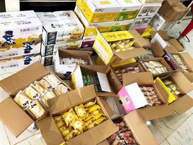 Đồ ăn vặt Trung Quốc nhập lậu dưới mác xách tay Do an vat Trung Quoc nhap lau duoi mac xach tay