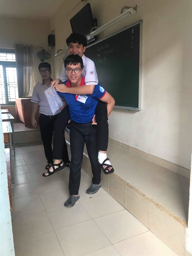 Những hình ảnh đẹp ngày làm thủ tục dự thi Nhung hinh anh dep ngay lam thu tuc du thi