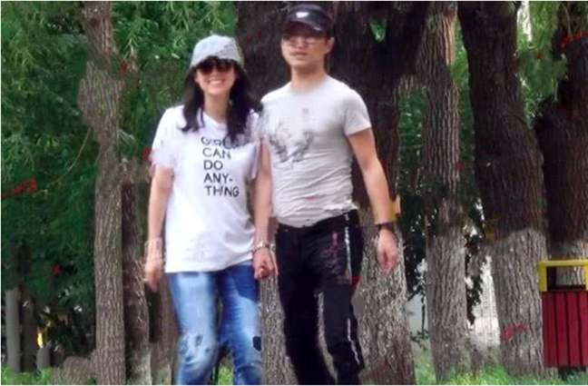 Vợ cũ lên tiếng bóng gió giữa tin đồn Uông Phong và Chương Tử Di chuẩn bị đón con thứ hai Vo cu len tieng bong gio giua tin don Uong Phong va Chuong Tu Di chuan bi don con thu hai