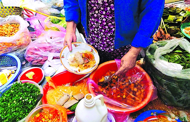 Ăn hàng ở chợ Bàn Cờ An hang o cho Ban Co