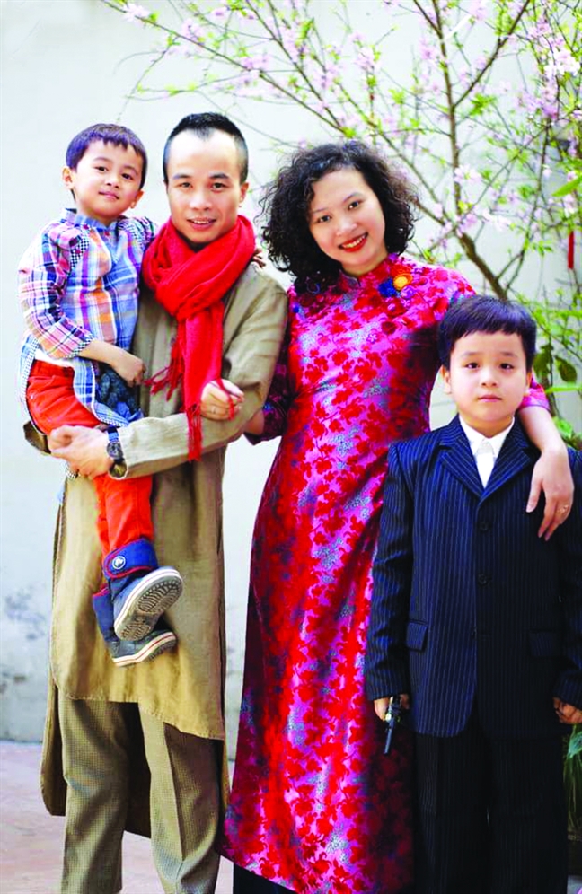Ba ông bố nổi tiếng trò chuyện về gia đình: 'Tôi không phải đang giúp đỡ, tôi là một phần của ngôi nhà này' Ba ong bo noi tieng tro chuyen ve gia dinh: 'Toi khong phai dang giup do, toi la mot phan cua ngoi nha nay'
