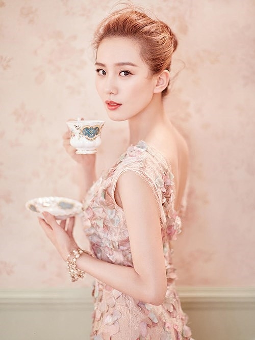 Cuộc cạnh tranh khốc liệt trong bảng xếp hạng nhan sắc của sao Hoa ngữ Cuoc canh tranh khoc liet trong bang xep hang nhan sac cua sao Hoa ngu