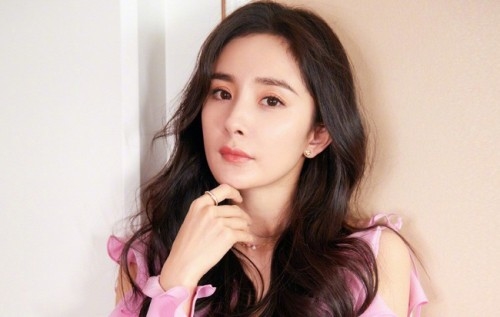 Cuộc cạnh tranh khốc liệt trong bảng xếp hạng nhan sắc của sao Hoa ngữ Cuoc canh tranh khoc liet trong bang xep hang nhan sac cua sao Hoa ngu