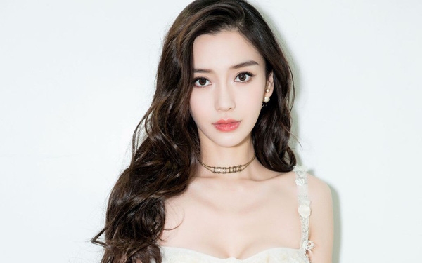 Cuộc cạnh tranh khốc liệt trong bảng xếp hạng nhan sắc của sao Hoa ngữ Cuoc canh tranh khoc liet trong bang xep hang nhan sac cua sao Hoa ngu