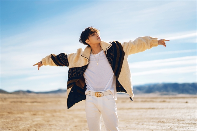 Huyền thoại rap Snoop Dogg xuất hiện không thể nhạt hơn trong MV khủng của Sơn Tùng M-TP Huyen thoai rap Snoop Dogg xuat hien khong the nhat hon trong MV khung cua Son Tung M-TP