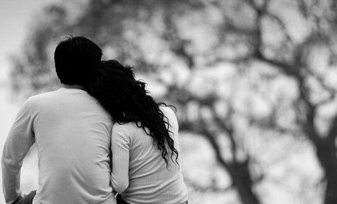 Phía sau người đàn bà mạnh mẽ Phia sau nguoi dan ba manh me